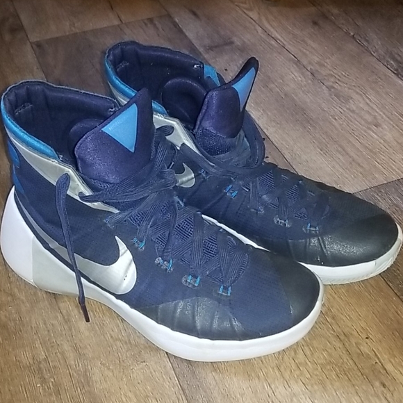 Womens Nike Hyperdunk Shoes - Picture 1 of 4